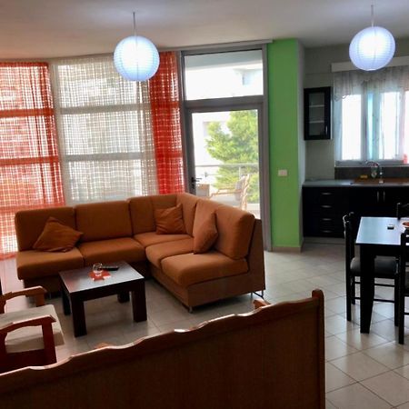 Lorenso Guest House Sarandë Eksteriør billede