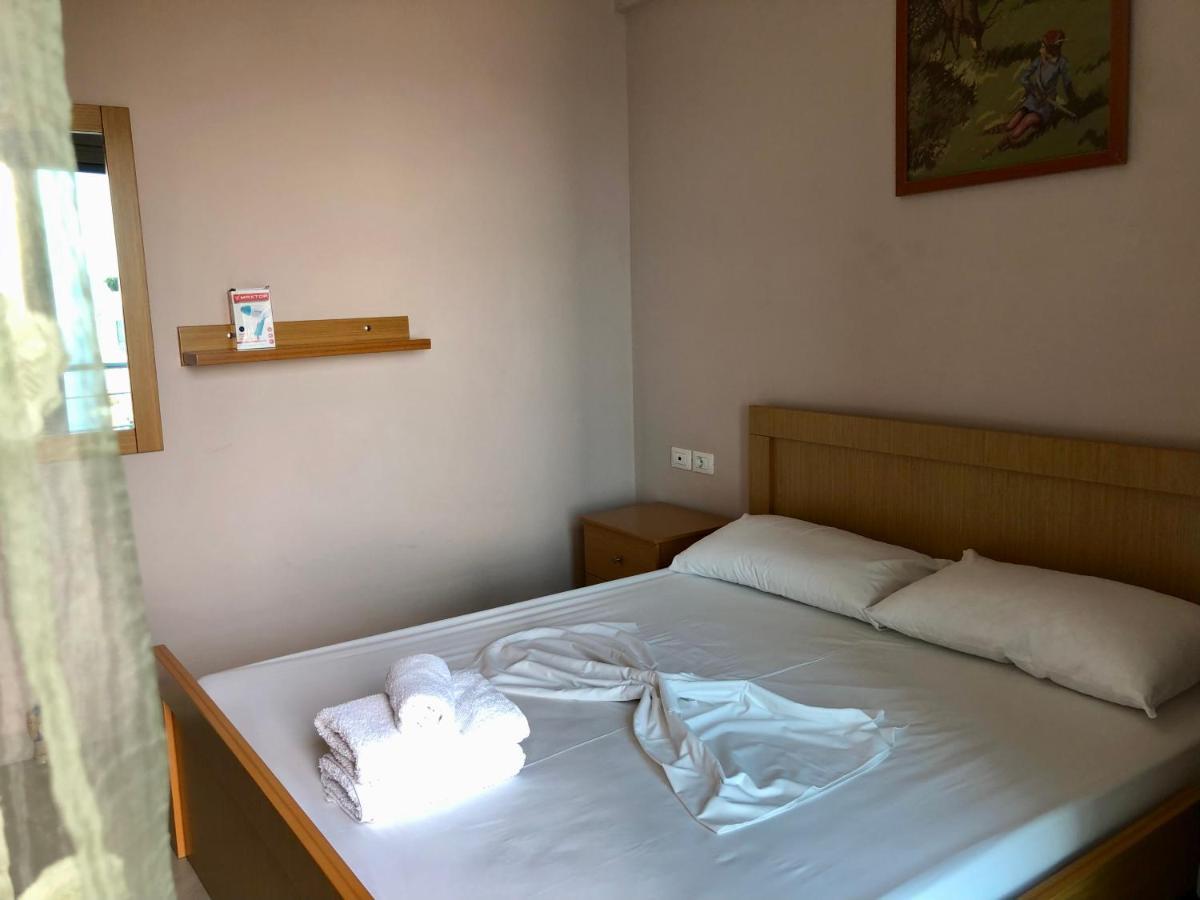 Lorenso Guest House Sarandë Eksteriør billede