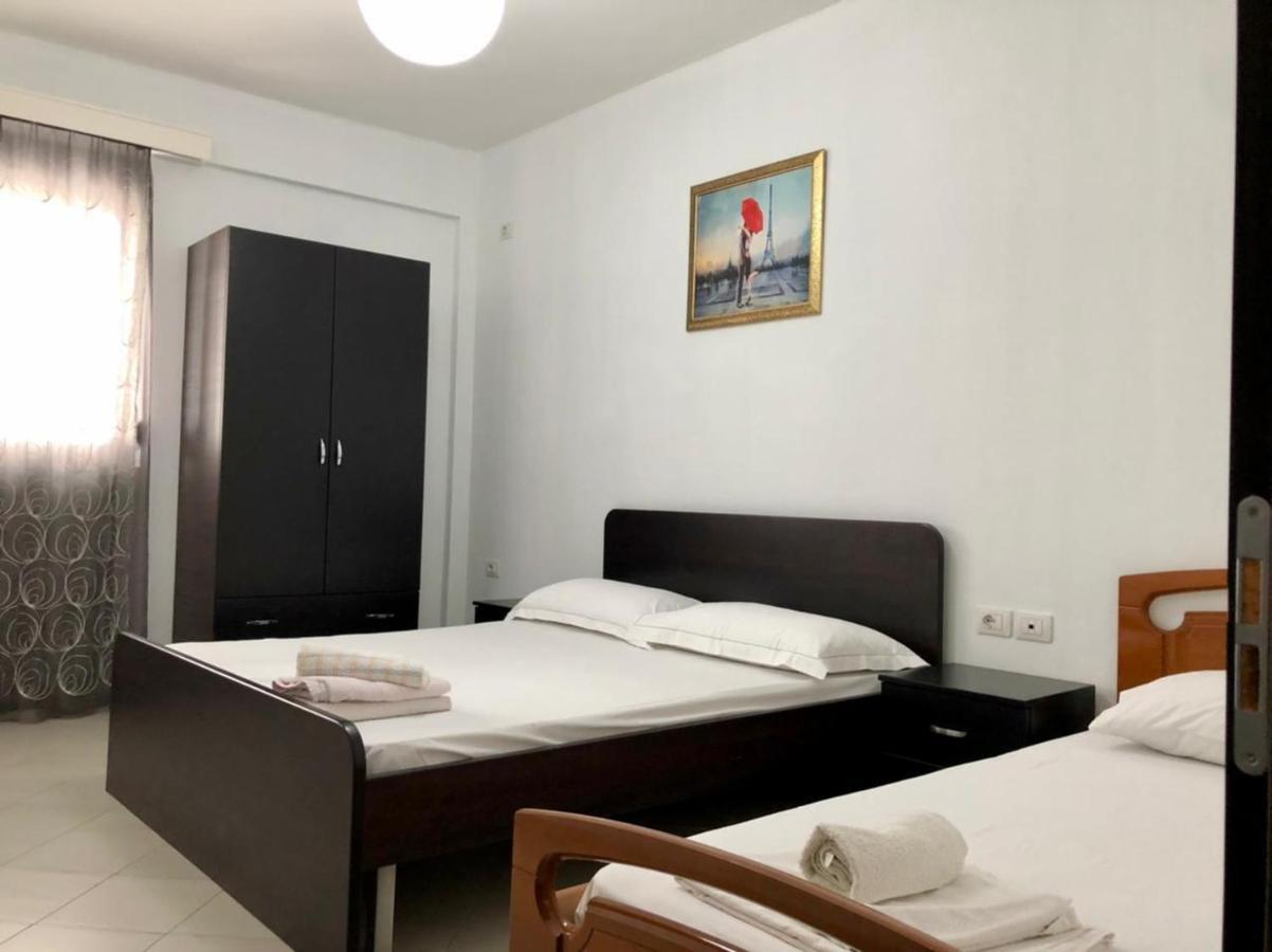 Lorenso Guest House Sarandë Eksteriør billede