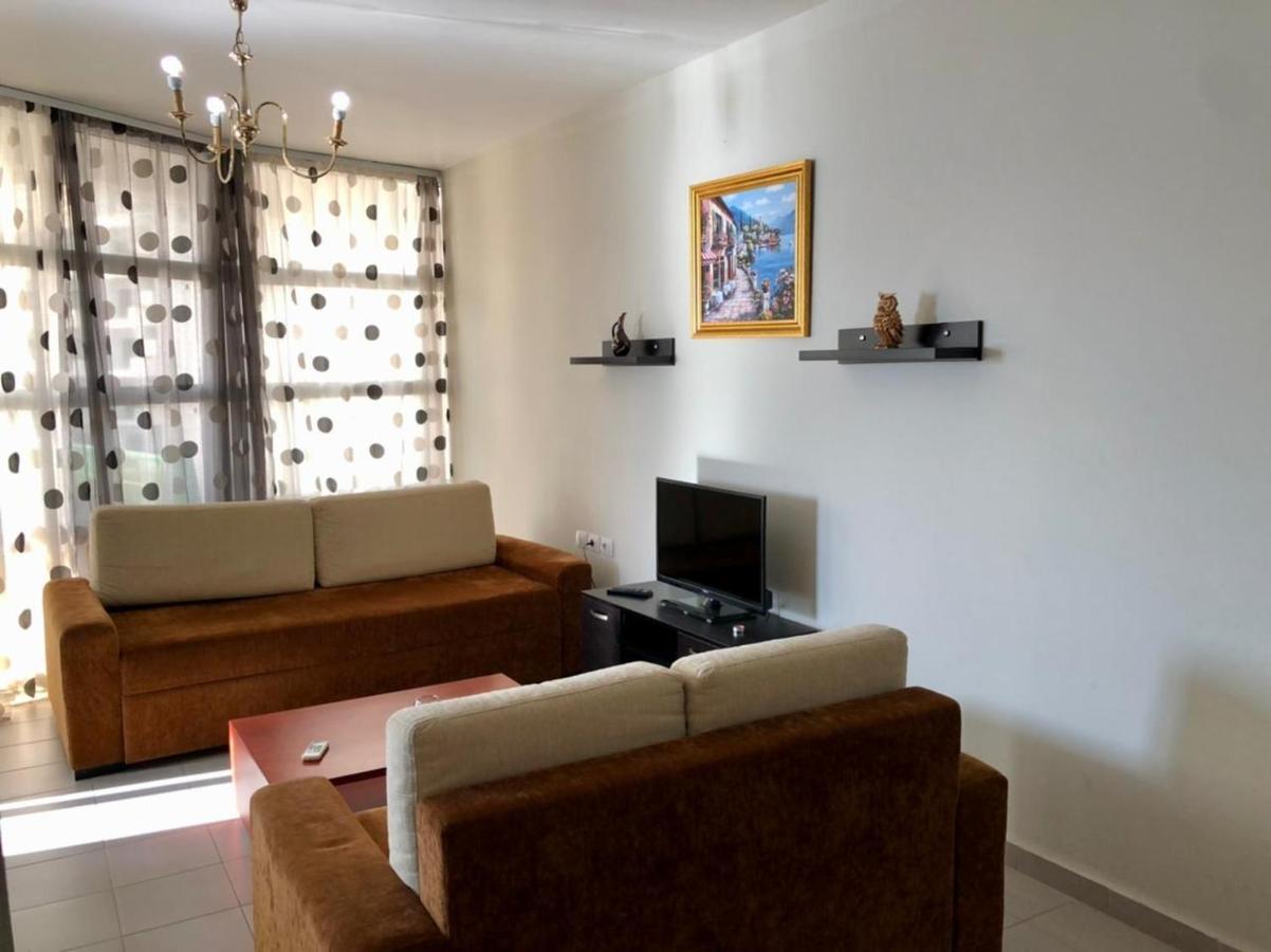 Lorenso Guest House Sarandë Eksteriør billede