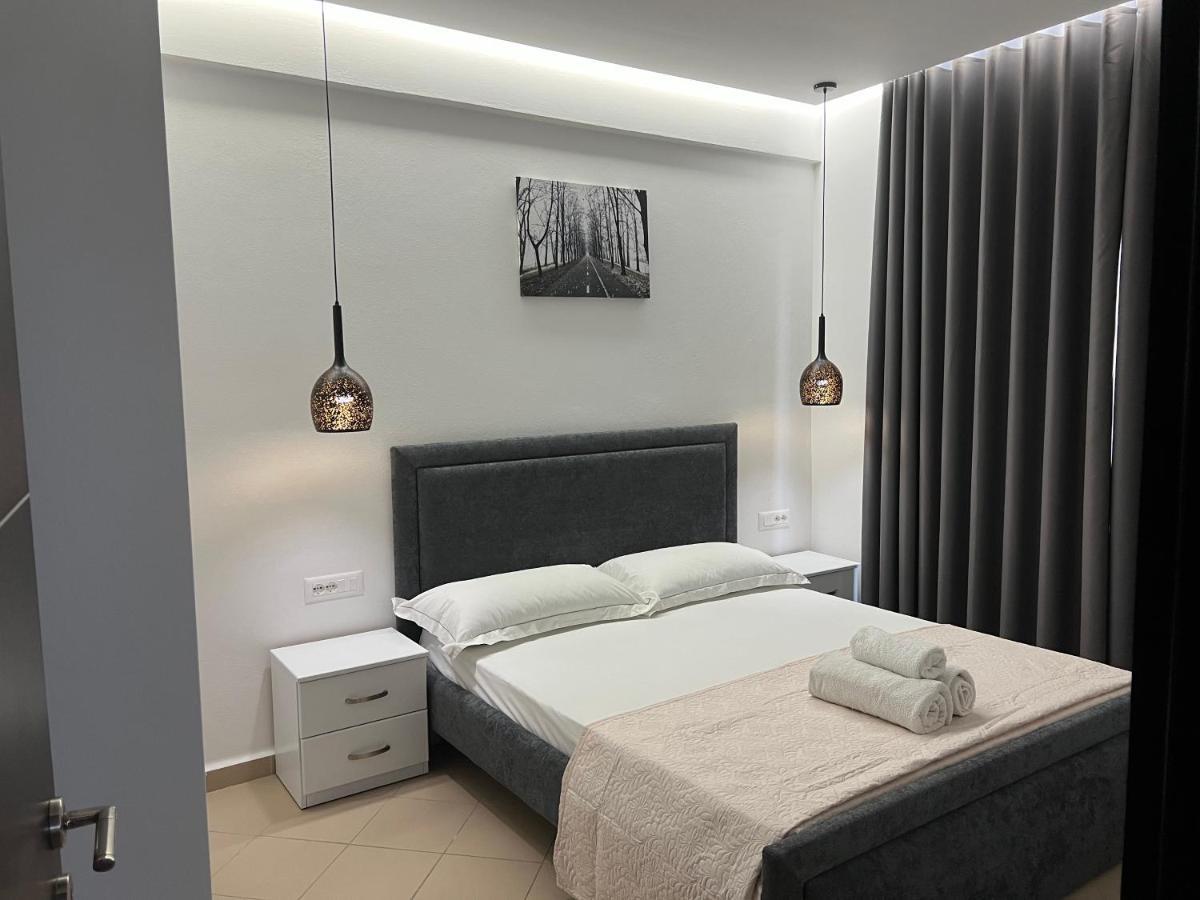 Lorenso Guest House Sarandë Eksteriør billede